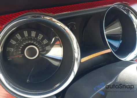 2013 Ford Mustang V6 z USA, uszkodzony, nr VIN 1ZVBP8EM2D5253891